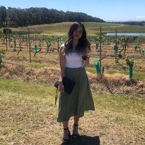 Meet your Posher, Jennifer